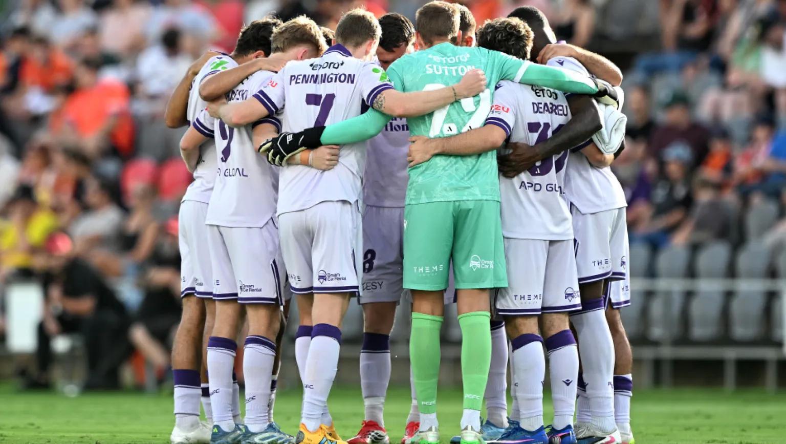 星空体育app下载-珀斯光荣主帅格里菲斯：球队必须无所畏惧，场上踢得更自由